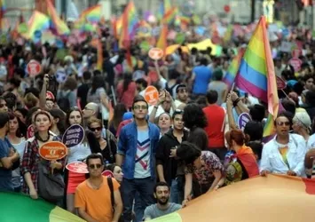 LGBT yürüyüşüne izin yok