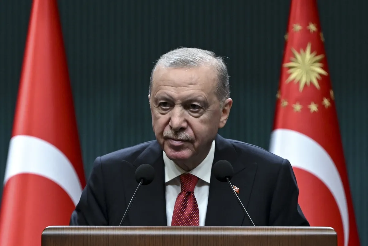 erdogandan-kabine-sonrasi-fon-sorusturmasi-mesaji-haksiz-kazanc-saglayan-bedelini-oder-1791821139850.jpeg Erdoğan'dan Kabine sonrası fon soruşturması mesajı: Haksız kazanç sağlayan bedelini öder - 1
