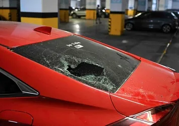 İSPARK'ta büyük rezalet! Araçlar zarar gördü vatandaş CHP'li İBB'ye isyan etti: Kopyala yapıştır cevap verdiler