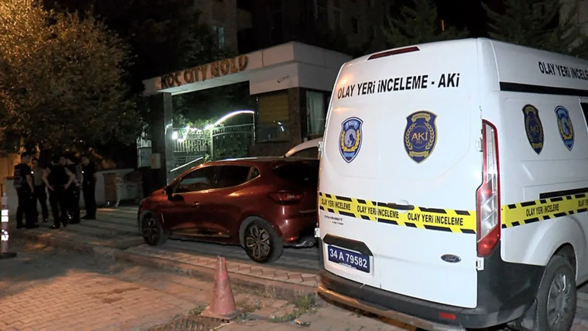 Sultangazi'de çöp konteyneri kavgası! Bıçaklayarak yaraladı...