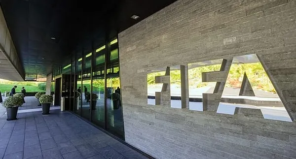 fifadan-kural-degisikligi-aciklamasi-iddialara-yonelik-yanit-verildi-1626727415590.jpg FIFA'dan kural değişikliği açıklaması! İddialara yönelik yanıt verildi - 3