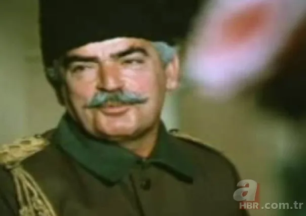 Yeşilçam'ın efsanesi Hayati Hamzaoğlu'nun oğlu bakın hangi ünlü çıktı! Kuruluş Osman'ın yıldızı... 5