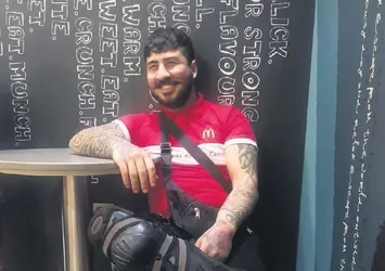 Terörist rolü Vedat Gümüşgöz kabusu oldu! Hatıra diye paylaştı başına gelmeyen kalmadı