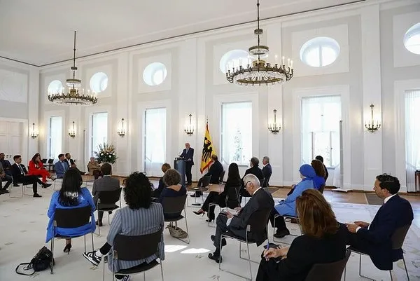Son dakika: Almanya Cumhurbaşkanı Steinmeier'den Türklere teşekkür: Bu ülke size çok şey borçlu - 1