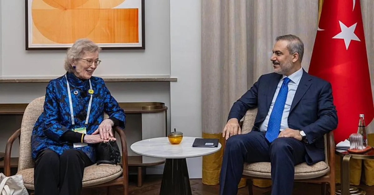 Dışişleri Bakanı Hakan Fidan Küresel Akiller Grubu Başkanı Robinson ile görüştü!