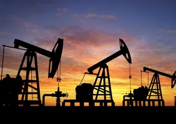 Brent petrolün fiyatı 4 ayın en yükseğinde