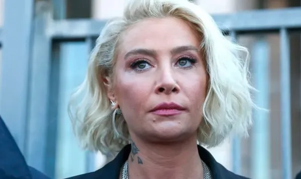 Davut Güloğlu Sıla’dan şikayetçi oldu! Bitmeyen düşmanlık