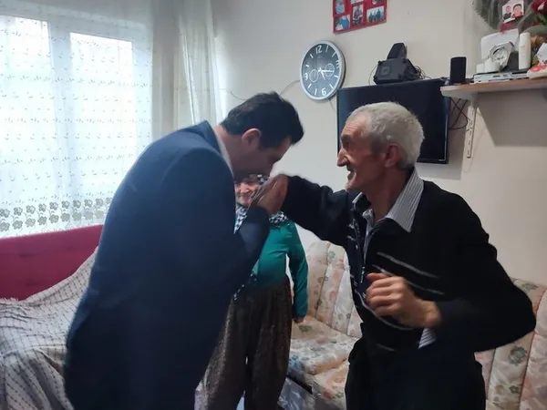 1675257791416.jpg Başkan Erdoğan sevgisi engel tanımamıştı! Yürek burkan 15 Temmuz detayı - 5