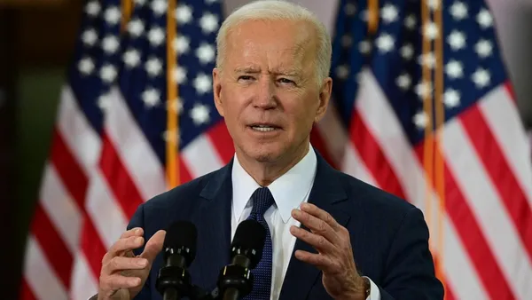 1617662383649.jpg ABD halkı Donald Trump'ı değil Joe Biden'ı suçladı: Sınırdaki göçmen krizi büyüyor - 4