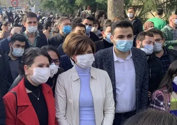 HDP ve CHP'nin teröristleri örgütleyerek başlattığı Boğaziçi Üniversitesi olaylarına destek verdi