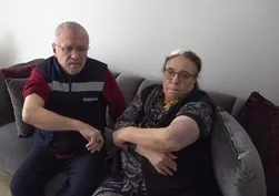 Esenyurt'ta komşu terörü! Genç adam yaşlı çifti sopayla darp etti
