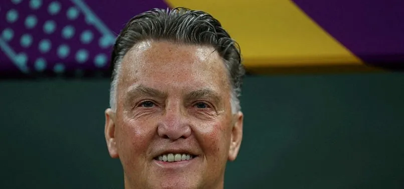 Ajax Louis van Gaal'i danışman olarak göreve getirdi Ajax Louis van Gaal'i danışman olarak göreve getirdi