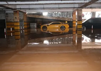Şanlıurfa’da otoparklar araç mezarlığına döndü! İşte facianın boyutu