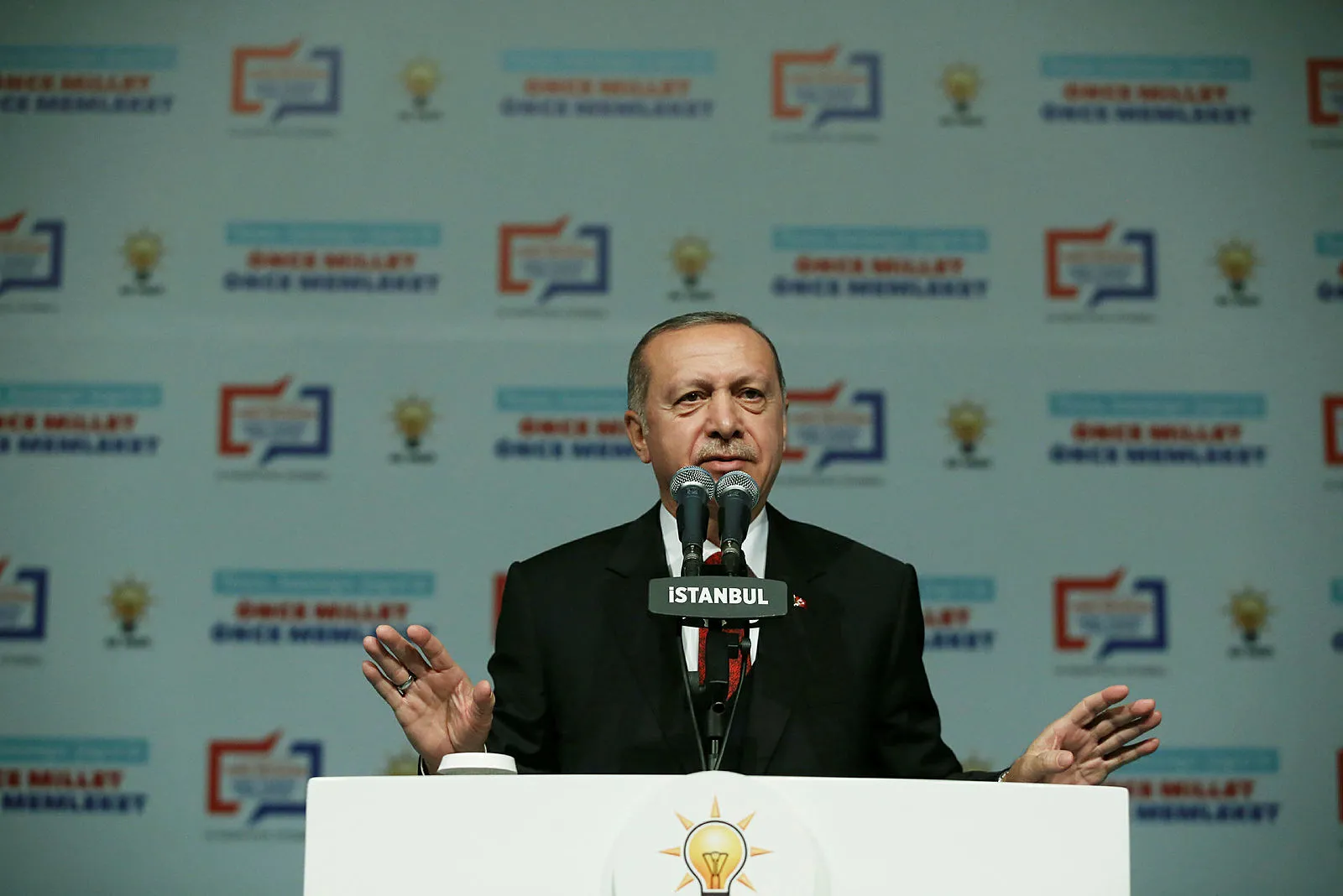 3 büyük ilin belediye başkan adayları ne zaman açıklayacak? AK Parti'nin İstanbul, Ankara ve İzmir belediye başkan adayları kim?