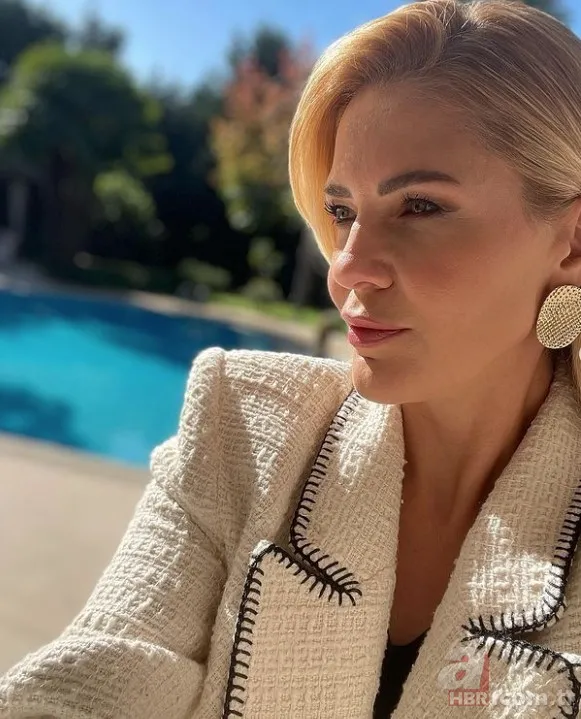 Emine Ün ve Emre Kınay’ın kızları Duru 18 oldu! Emine Ün paylaştı, Duru güzelliğiyle mest etti! ‘Aynı annesi’ 4