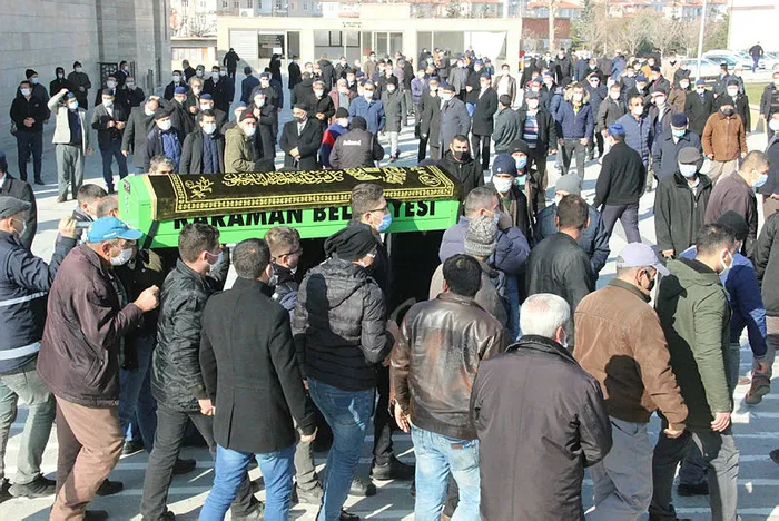 Karaman'da korkunç cinayet! Etli ekmek siparişi verdiler, gelince öldürdüler - 3