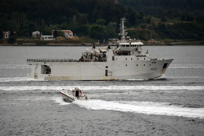 Son dakika: Fransız savaş gemisi Çanakkale Boğazı’ndan geçti - 2