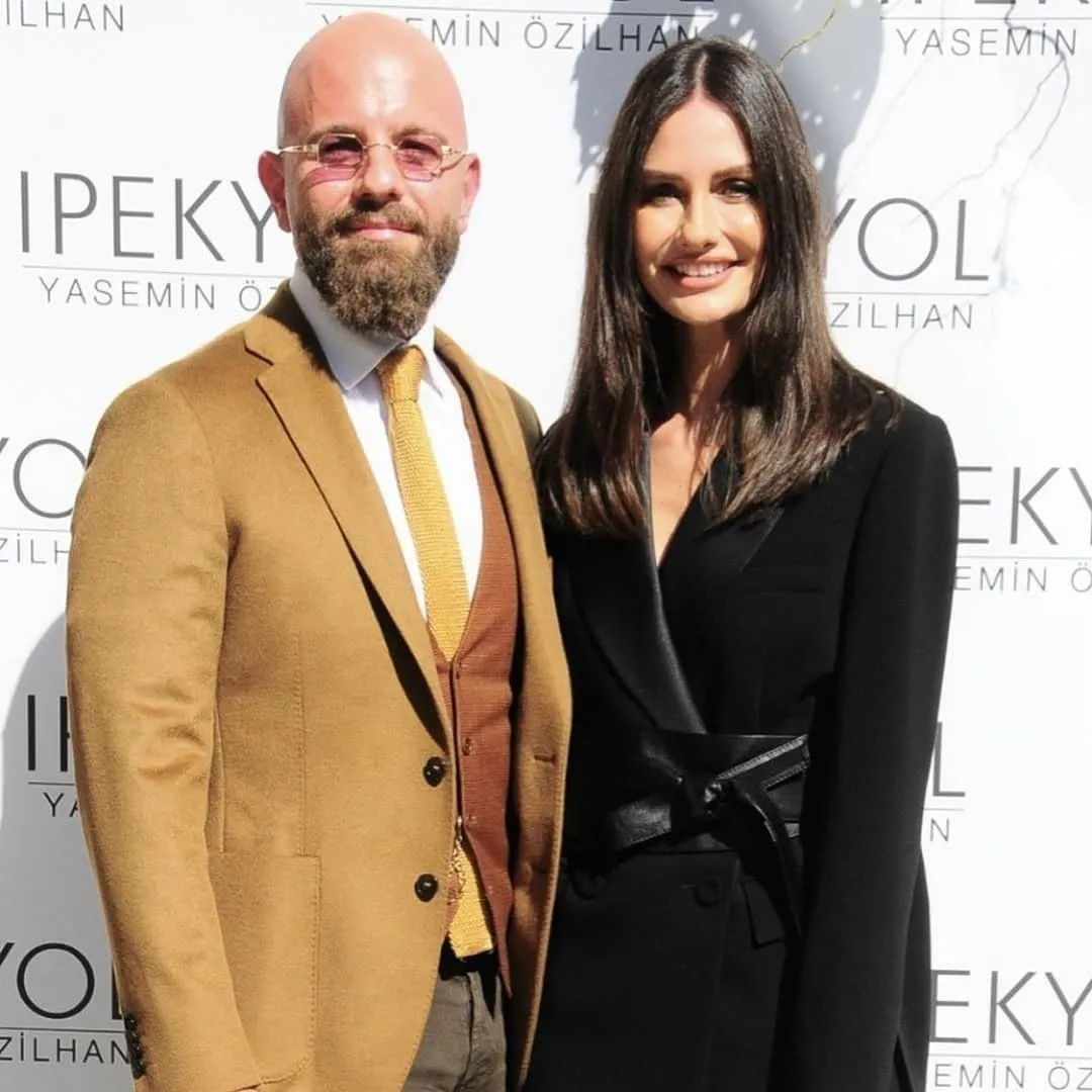 Ezgi Ocel In Ifsasi Sonrasi Izzet Ozilhan Esi Yasemin Ozilhan Dan Ozur Diledi