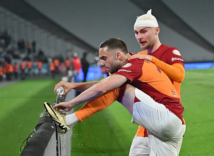 1715616178482.jpg Galatasaray'dan şampiyonluk kupası planı! Fenerbahçe maçında... - 3