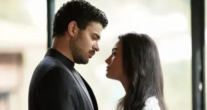 Azil’den ilan-ı aşk!