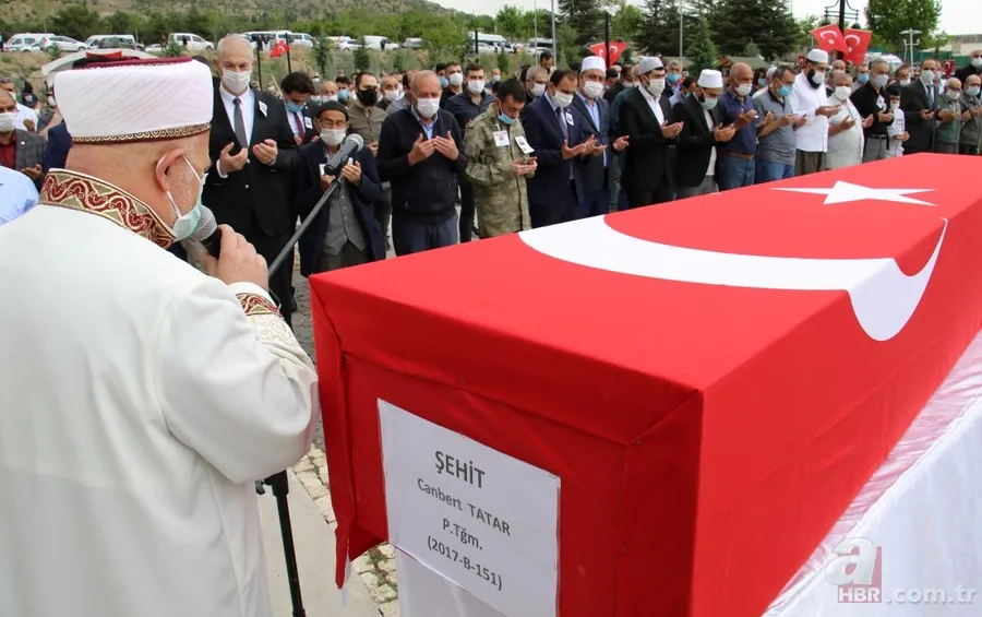 İdlib şehidi Teğmen Canbert Tatar, memleketi Elazığ’da son yolculuğuna uğurlandı 7