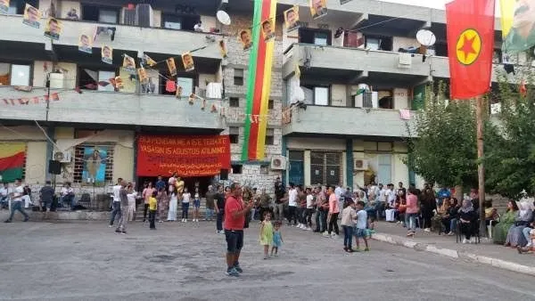 Son dakika: Yunan Büyükelçi Lazariz Türk Dışişleri’ne çağrıldı! Terör örgütü PKK gösterisine tepki