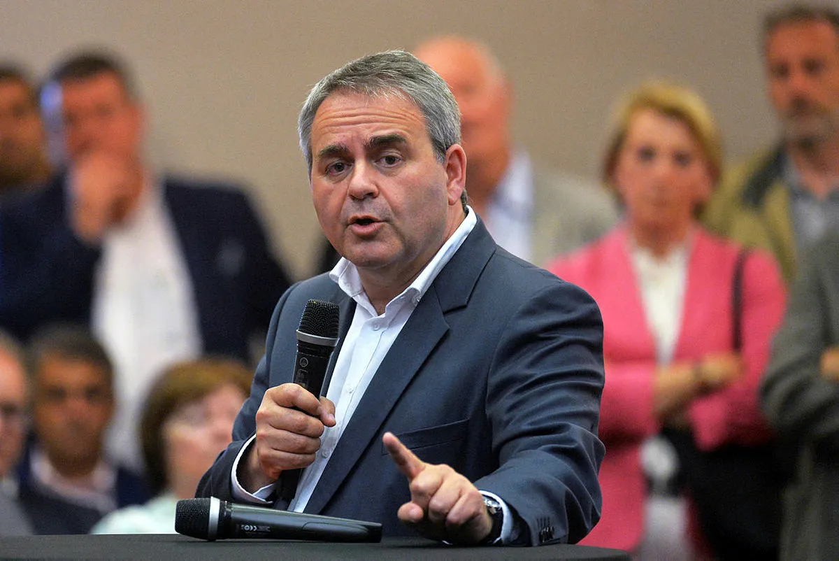 Xavier Bertrand: Fransa'daki 2022 cumhurbaşkanlığı seçimine adayım