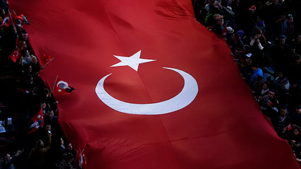 Türkiye şehitlerine ağlıyor! Vatan size minnettar | Acı haber baba ocağına ulaştı
