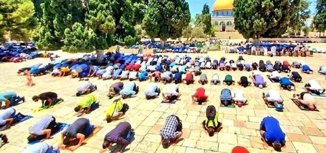 Ayasofya için Mescid-i Aksa’da şükür namazı