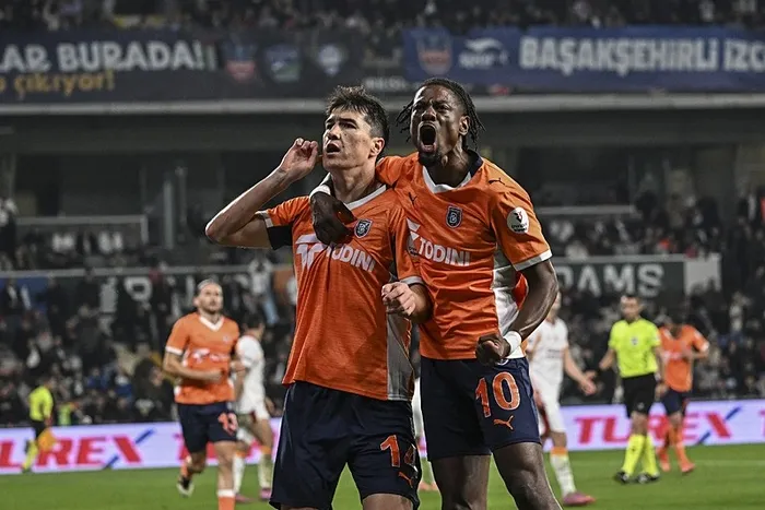 galatasaray-rams-basaksehiri-maglup-etti-leroy-saneden-duble-sov-1760814960636.jpeg Fotoğraf (AA)