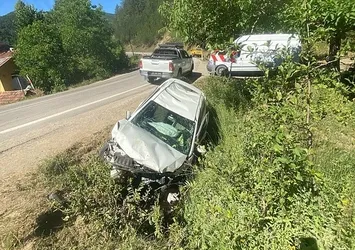 Kastamonu'da bir araç şarampole devrildi: 1 kişi hayatını kaybetti