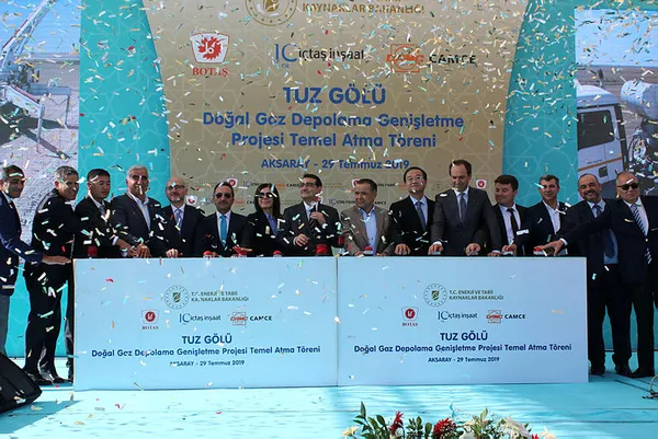 Başkan Erdoğan’dan mesaj: Yeni projelerle merkez ülke hedefimize ulaşacağız