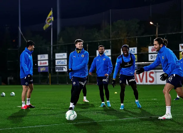 fenerbahce-slavia-prag-maci-ne-zaman-saat-kacta-uefa-konferans-ligi-play-off-turu-ne-zaman-basliyor-1644919062941.jpg Fenerbahçe Slavia Prag maçı ne zaman, saat kaçta? UEFA Konferans Ligi play-off turu ne zaman başlıyor? - 3