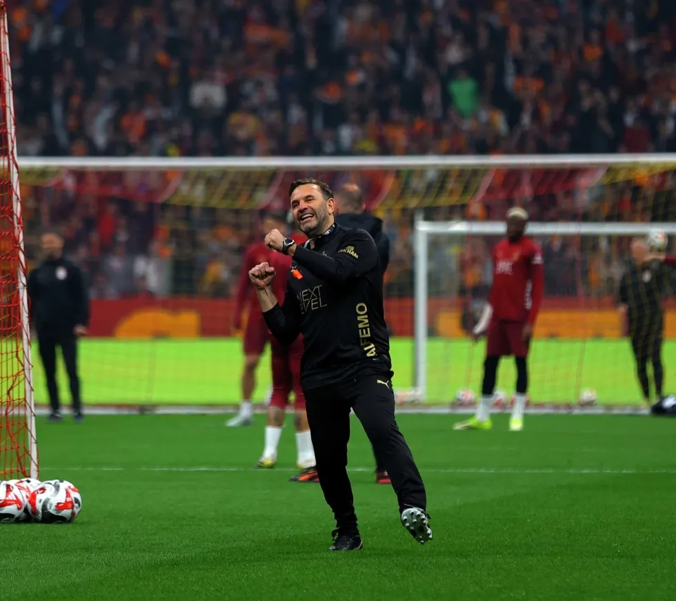 dursun-ozbekten-okan-buruk-aciklamasi-guvenimiz-tam-1790012218750.jpg Dursun Özbek'ten Okan Buruk'a destek: Hedeflerimizden sapmayacağız - 1