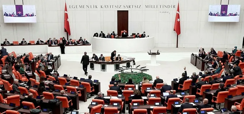 Son dakika: Milli Eğitim ile Ulaştırma ve Altyapı bakanlıklarının 2022 yılı bütçeleri kabul edildi