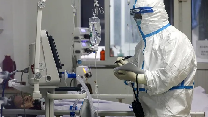 Son dakika: İran'da "Omicron" alarmı: 4 ülkeden girişler yasaklandı - 1