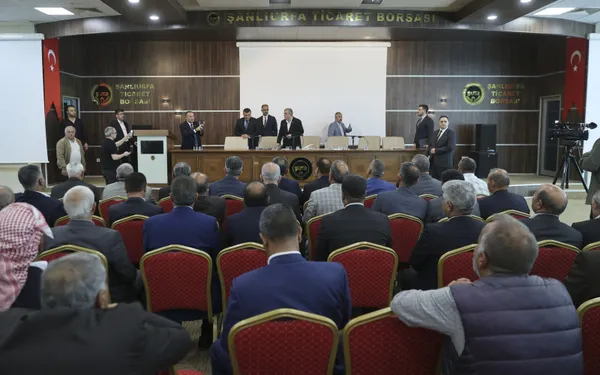 baskan-erdogan-sanliurfalilara-hitap-etti-gayretiniz-bana-sifa-kaynagi-oldu-1682679980533.jpg Başkan Erdoğan Şanlıurfalılara hitap etti: Gayretiniz bana şifa kaynağı oldu - 1
