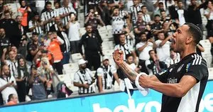 Beşiktaş’ta Josef de Souza’yı bırakmak istemiyor