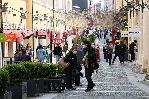 Koronavirüsle mücadelede normalleşme takvimi hazırlanıyor! Öncelik turizmde