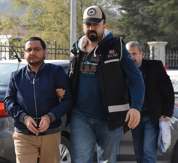 FETÖ'nün bölge imamı Yunanistan bayraklı "yat"ta yakalandı - 1