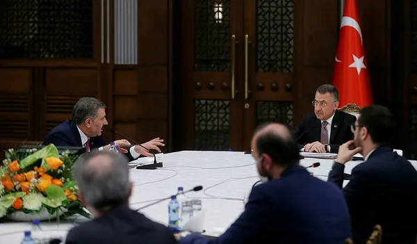 Cumhurbaşkanlığı Külliyesi’nde yerli aşı toplantısı! Flaş kararlar... - 3