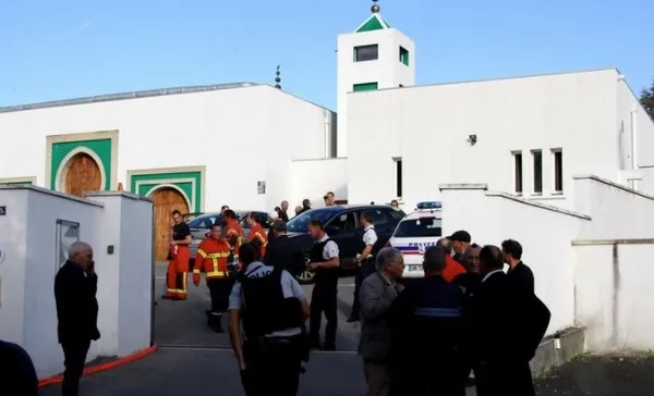 Fransa'da İslam karşıtı saldırılar artıyor - 3