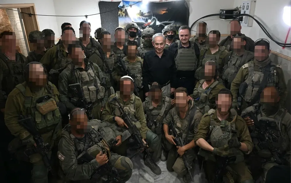 israilli-rehine-yakinlari-turkiyeden-yardim-istemis-1782985083784.jpg İsrail Başbakanı Binyamin Netanyahu İsrail işgal güçleri ile birlikte (İHA)