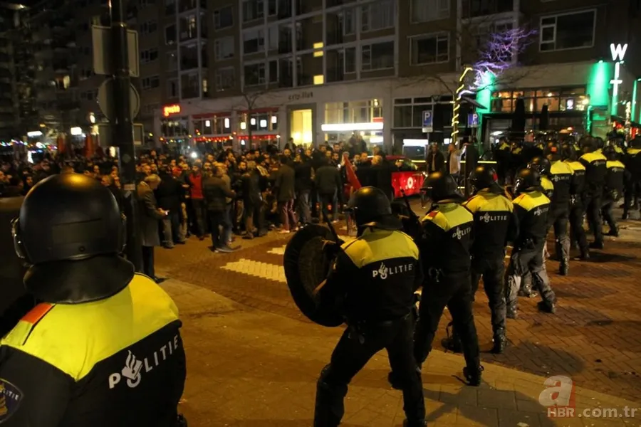 Hollanda'da Türk vatandaşlarına polis köpekleriyle müdahale 3
