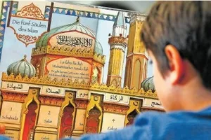 Süddeutsche Zeitung, FETÖ ağını deşifre etti