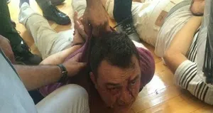 Darbeci Albay kendi sesini inkar etti!