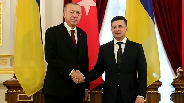 baskan-recep-tayyip-erdogan-zelenskiy-ile-gorustu-1677244296377.jpeg Başkan Recep Tayyip Erdoğan Zelenskiy ile görüştü - 1