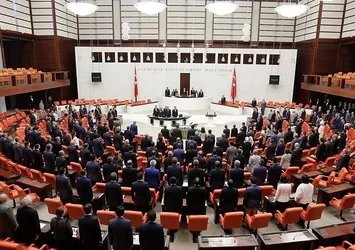 Fenerbahçe Üniversitesi TBMM'den geçti
