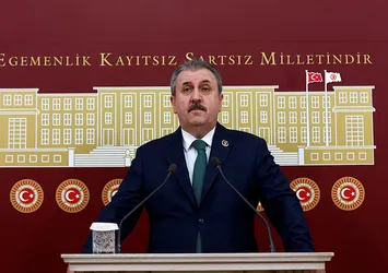 BBP Genel Başkanı Mustafa Destici'den Başkan Erdoğan'a hakaret eden Sedef Kabaş'a tepki