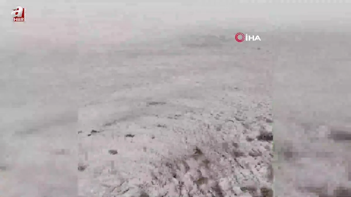 Erzurum’da yüksek kesimlere kar yağdı